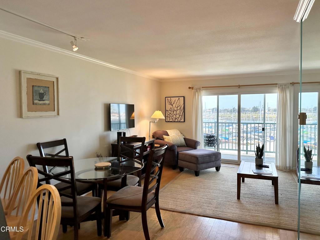 MLS #V1-33393 image #3