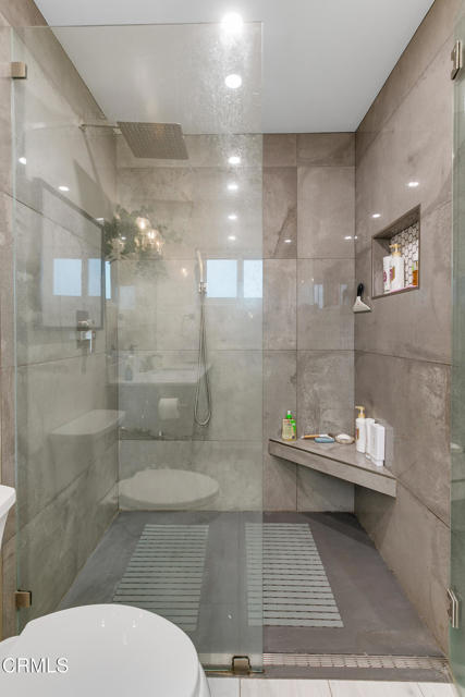 MLS #V1-33399 image #20