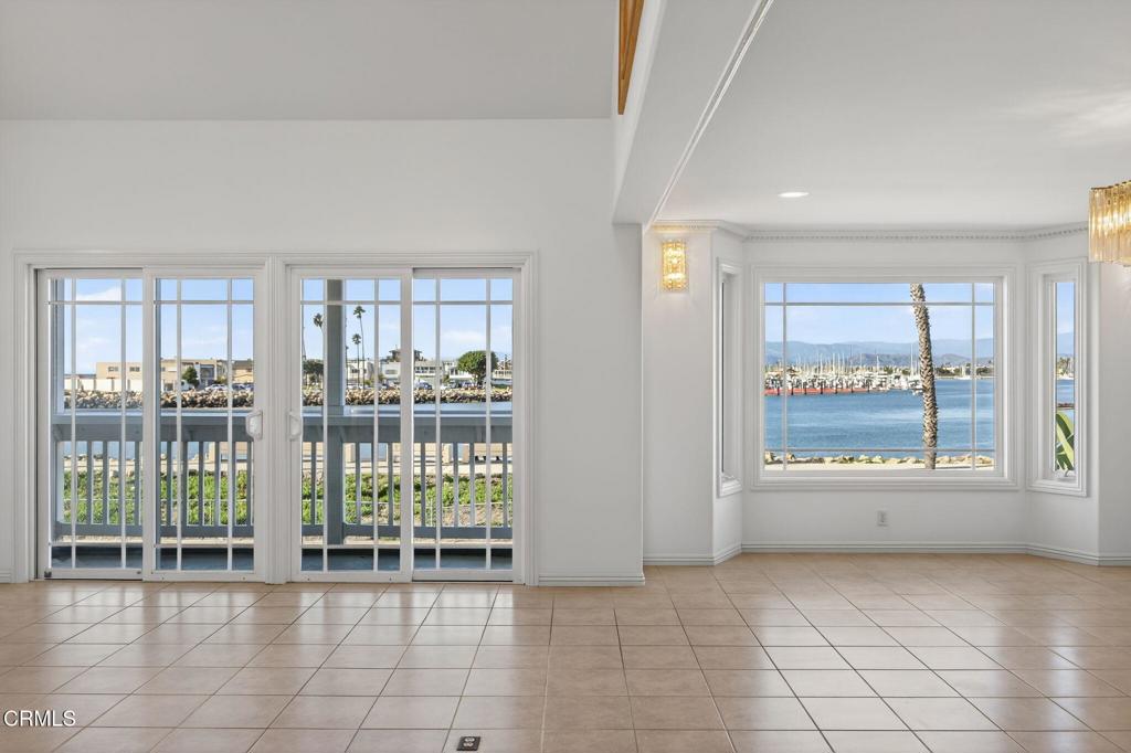 MLS #V1-33403 image #6