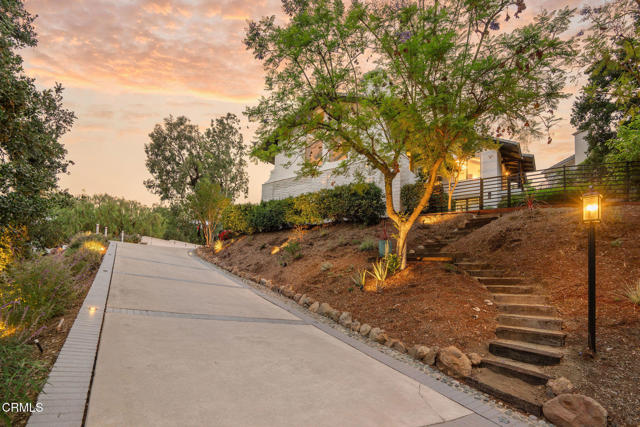 MLS #V1-33405 image #1