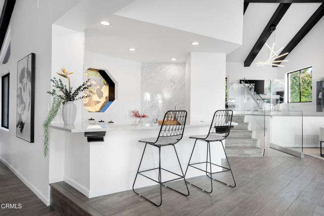 MLS #V1-33405 image #11