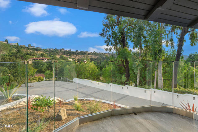 MLS #V1-33405 image #32