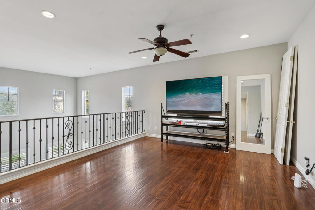 MLS #V1-33409 image #18