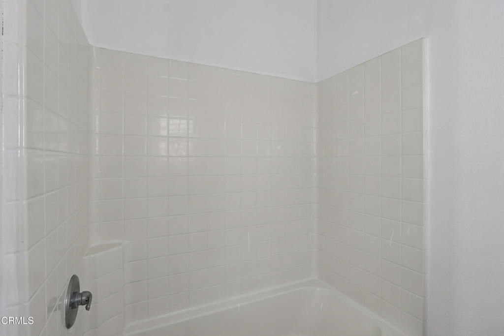 MLS #V1-33409 image #21