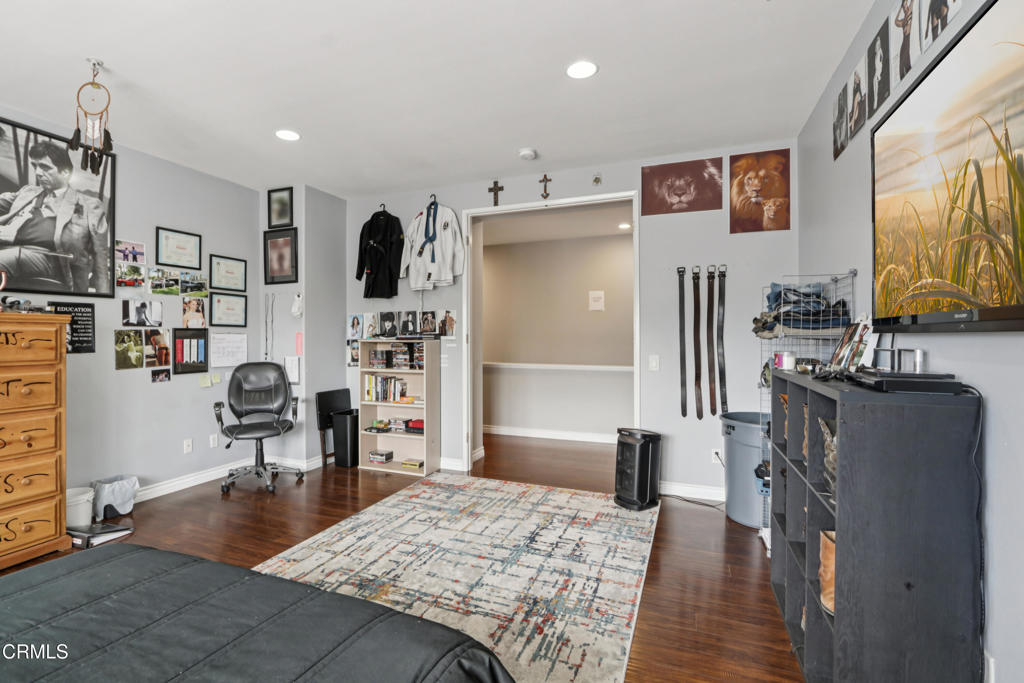 MLS #V1-33409 image #26