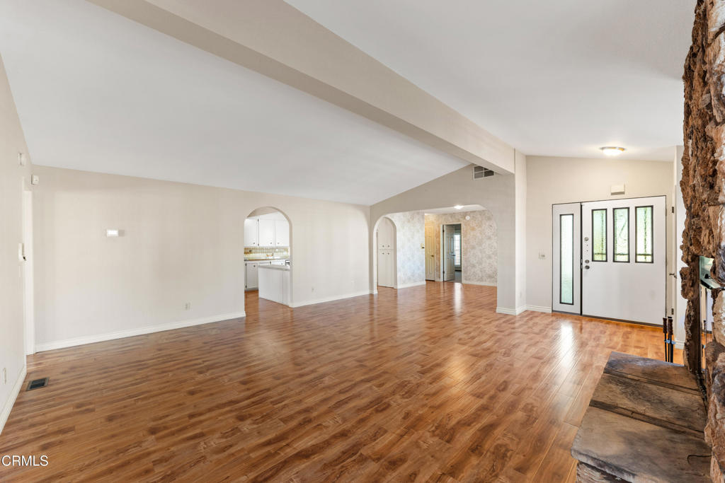 MLS #V1-33411 image #10