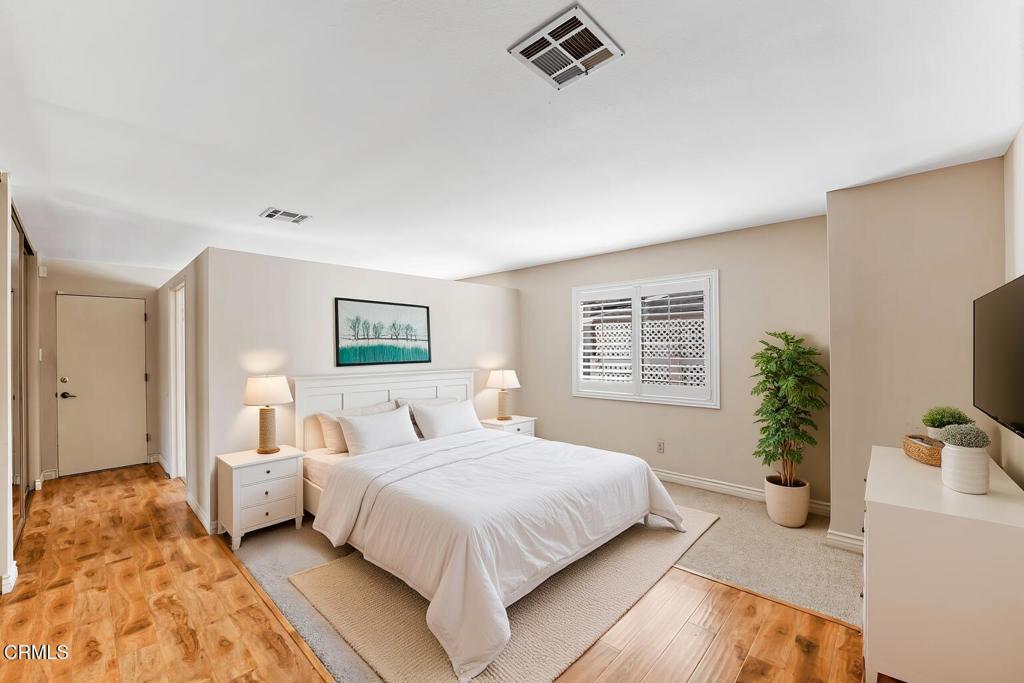 MLS #V1-33411 image #22