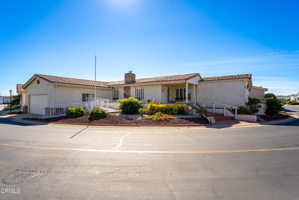 MLS #V1-33411 image #38