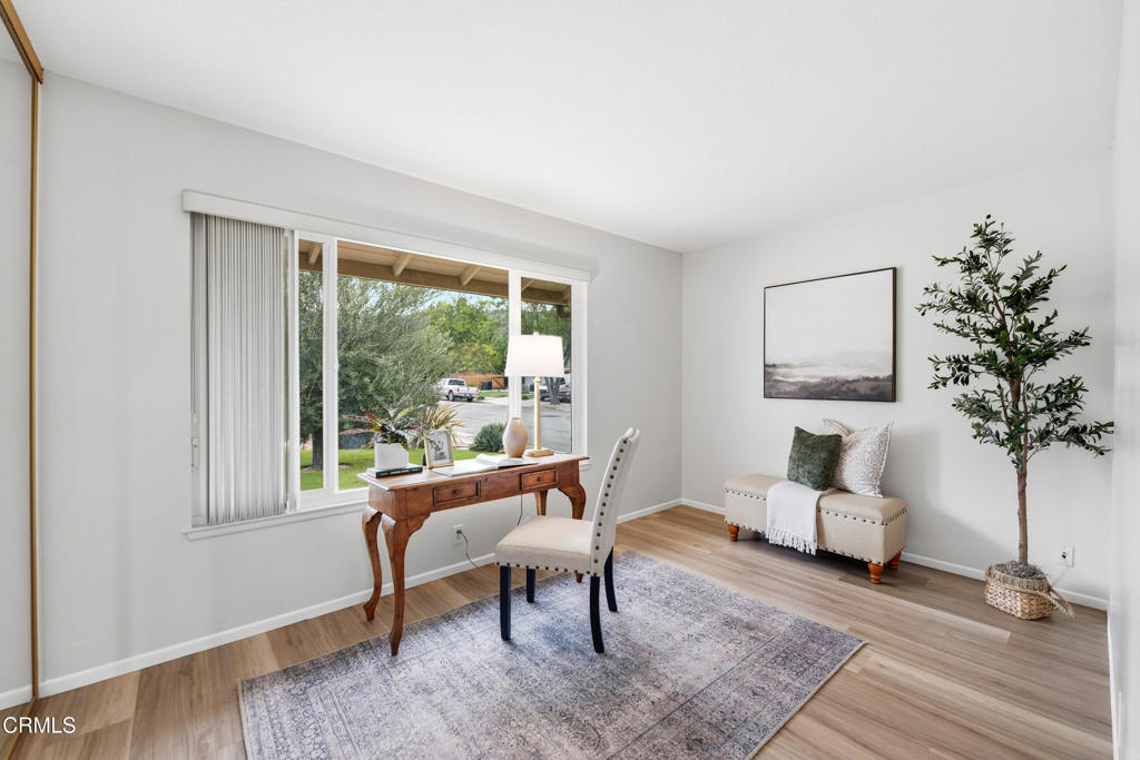 MLS #V1-33412 image #12