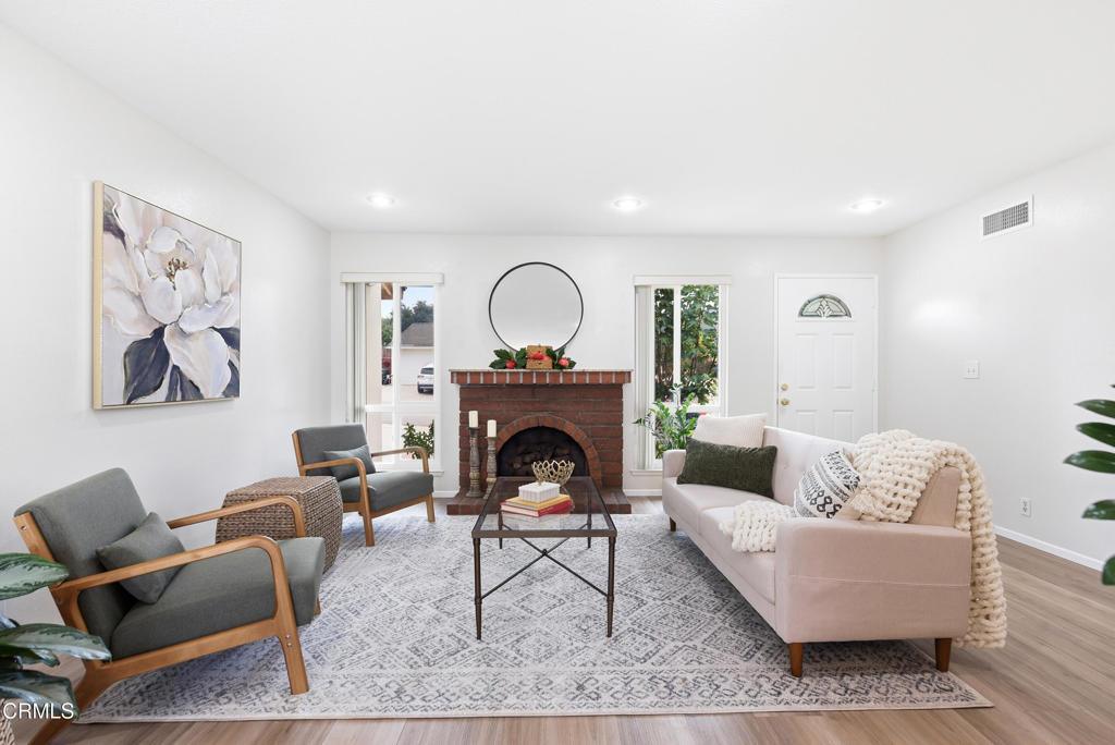 MLS #V1-33412 image #6