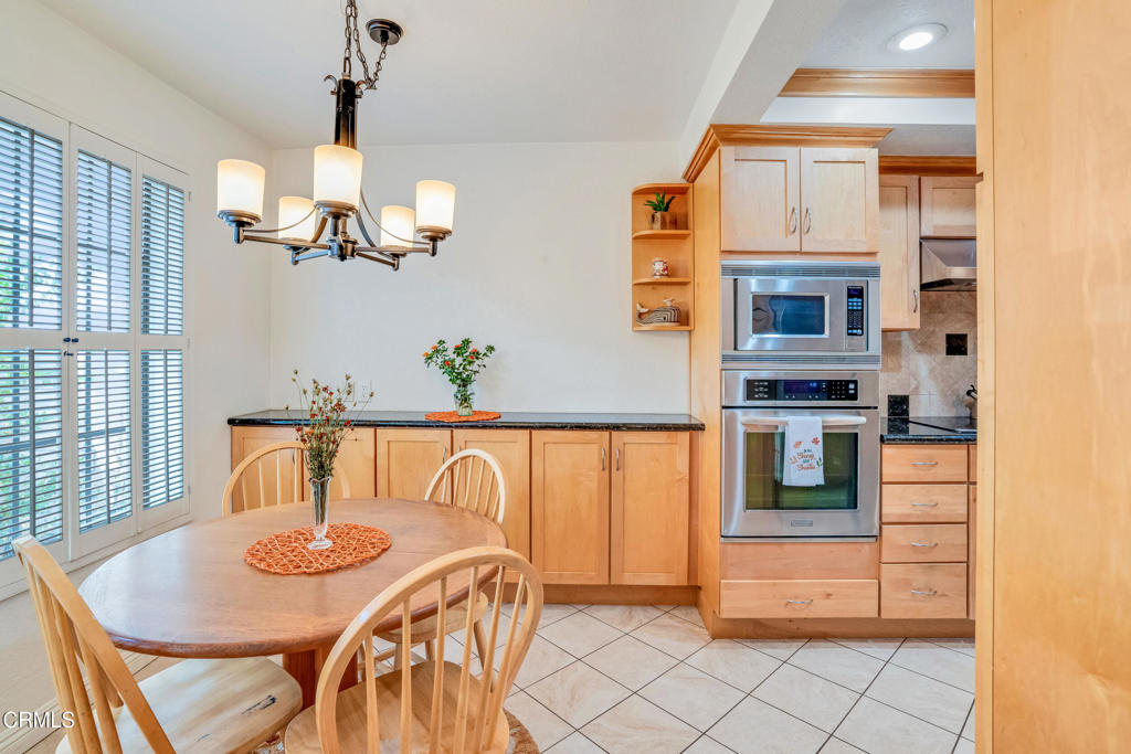 MLS #V1-33414 image #10