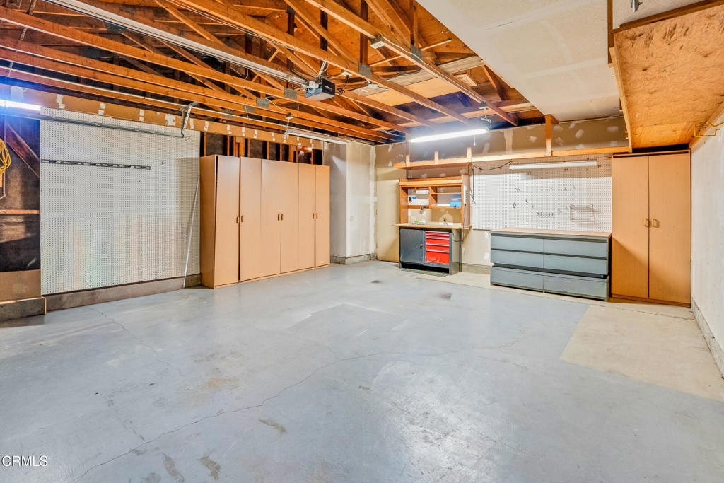 MLS #V1-33414 image #40