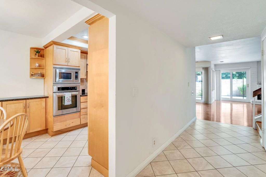 MLS #V1-33414 image #9