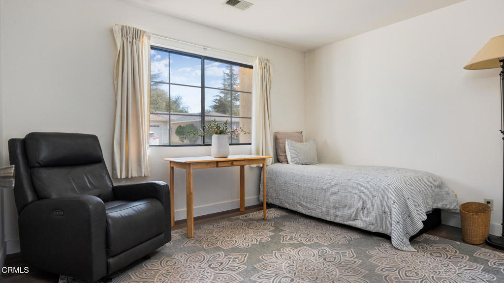 MLS #V1-33416 image #8