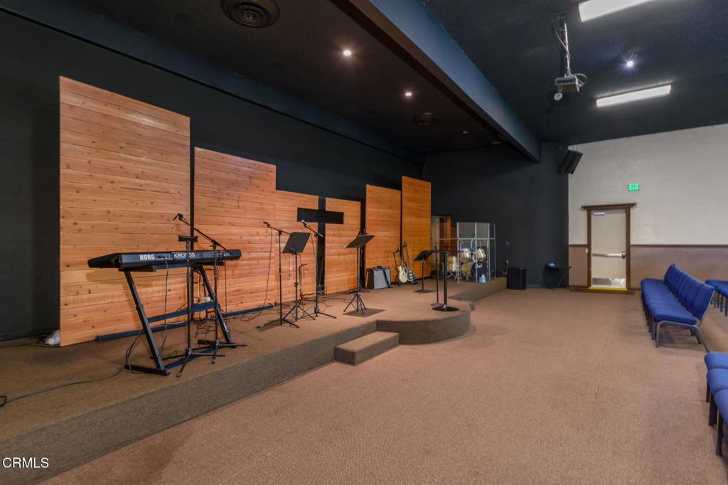 MLS #V1-33418 image #18