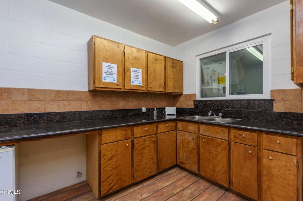 MLS #V1-33418 image #28