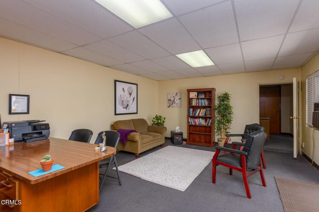 MLS #V1-33418 image #32