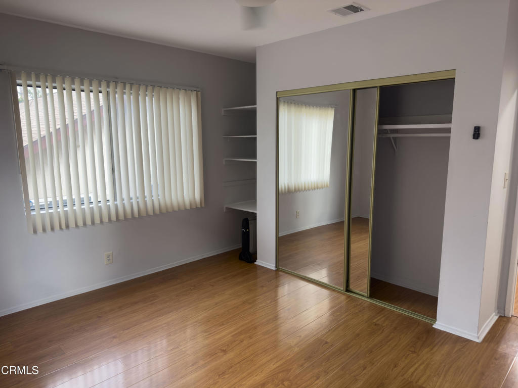 MLS #V1-33419 image #9