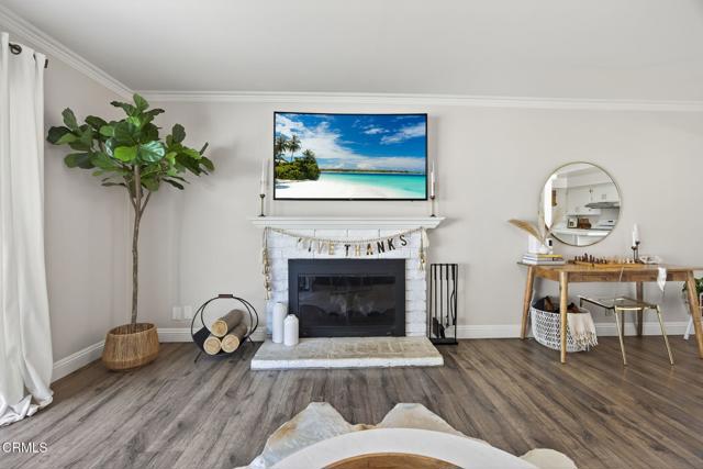 MLS #V1-33423 image #10