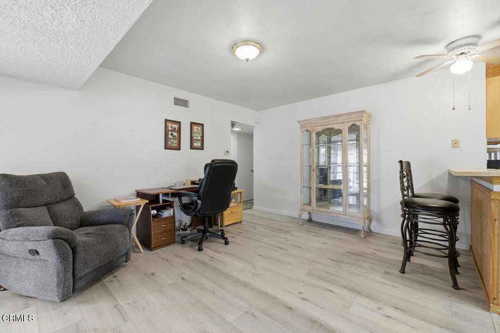 MLS #V1-33426 image #12