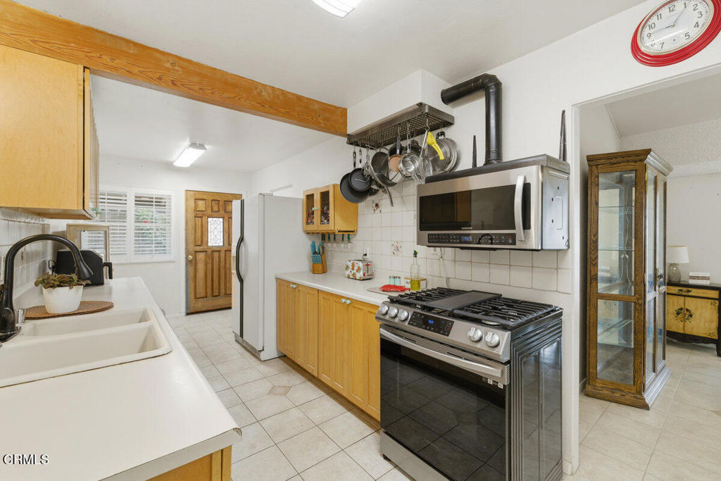 MLS #V1-33426 image #7