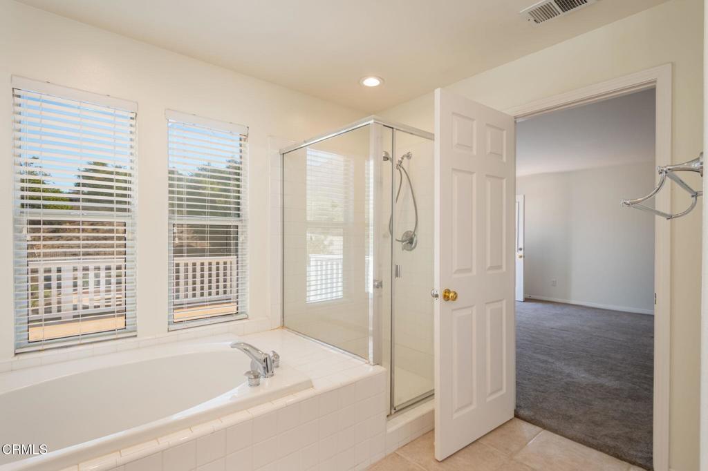 MLS #V1-33431 image #28