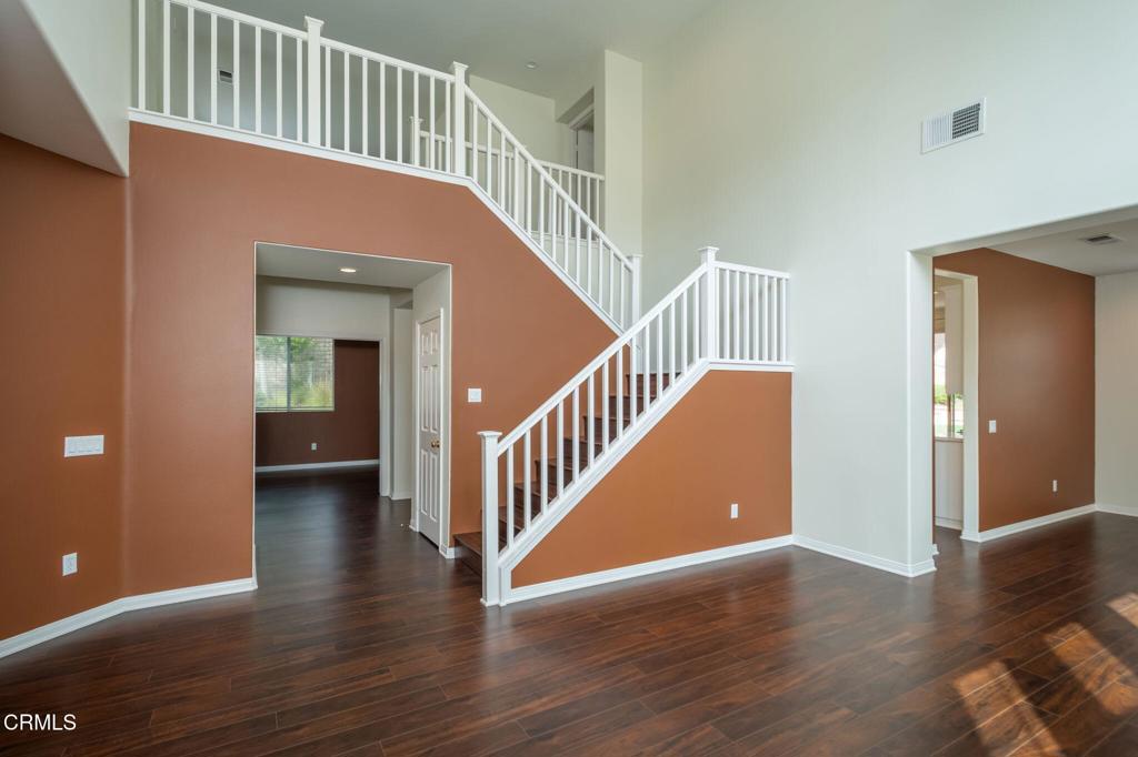 MLS #V1-33431 image #8