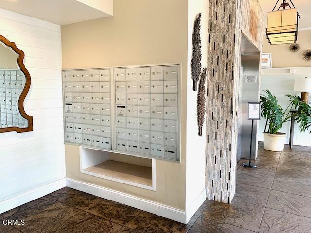 MLS #V1-33435 image #2