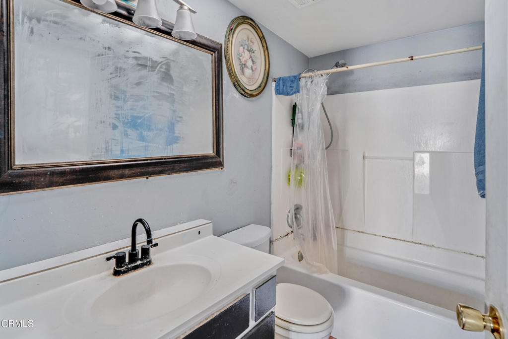 MLS #V1-33436 image #13