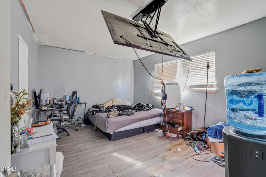 MLS #V1-33436 image #6