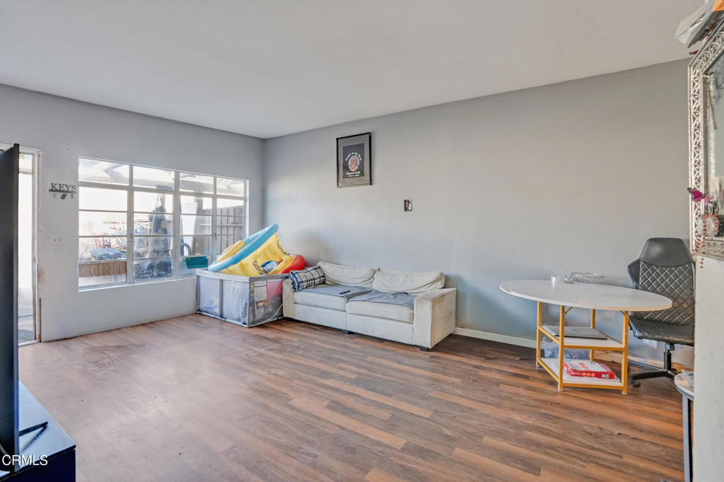 MLS #V1-33436 image #7