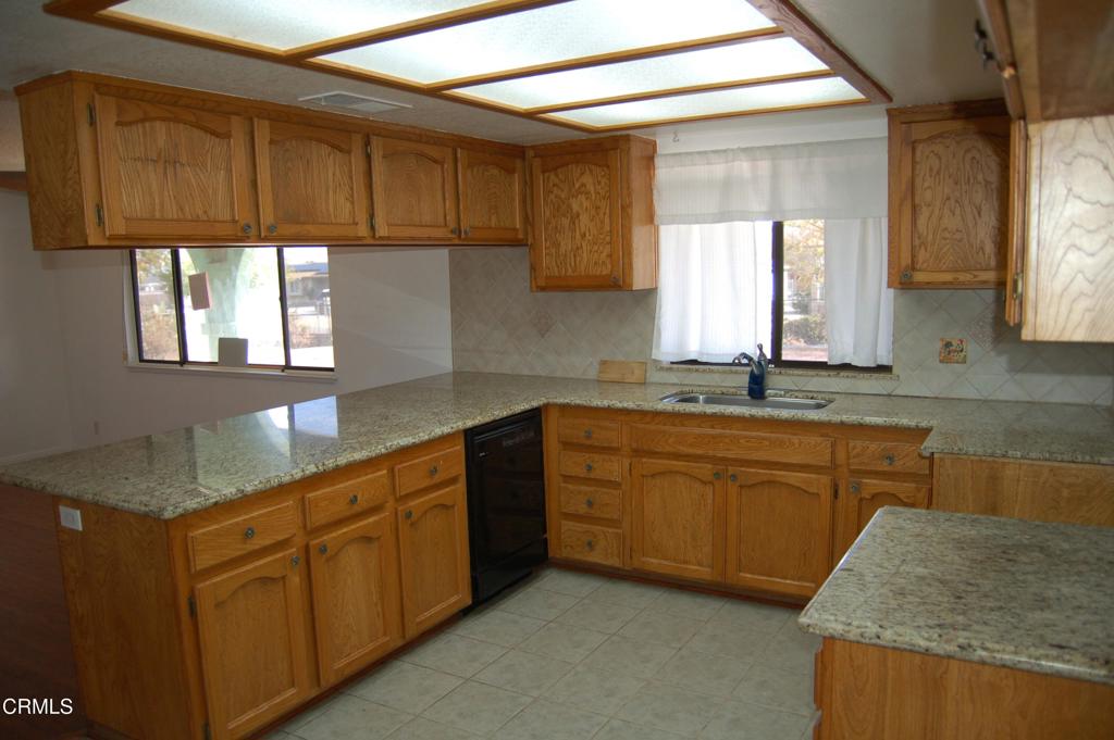 MLS #V1-33437 image #3