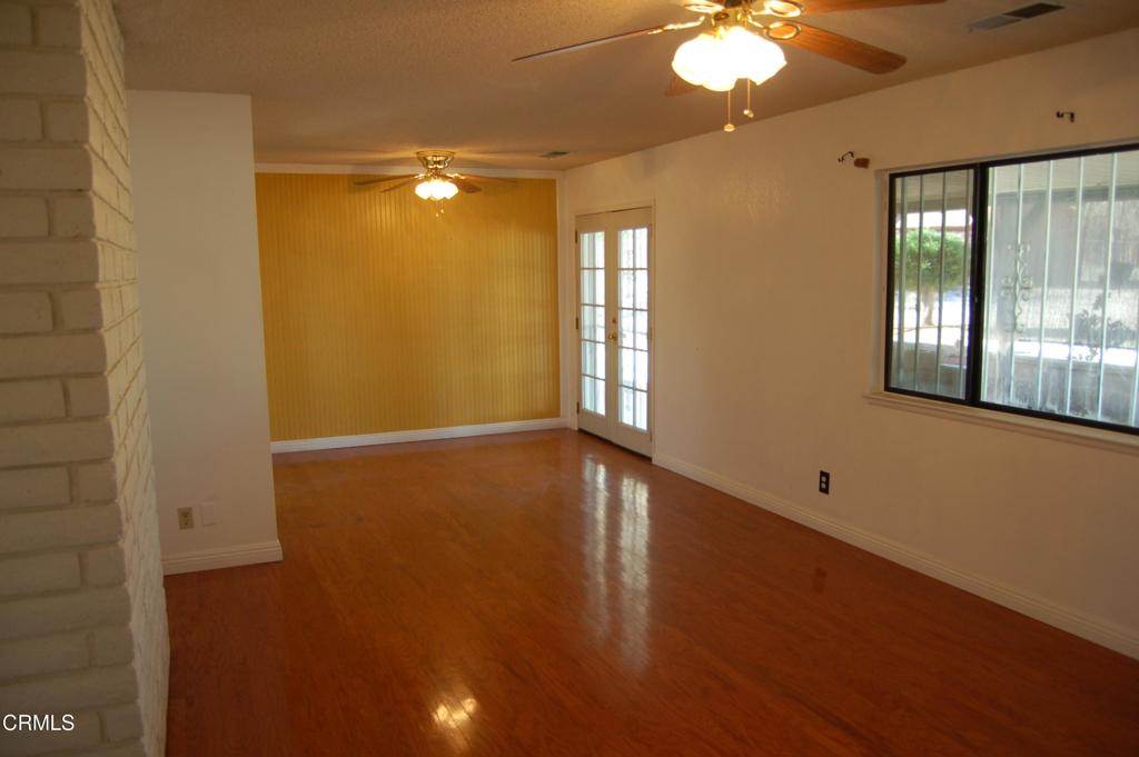 MLS #V1-33437 image #8