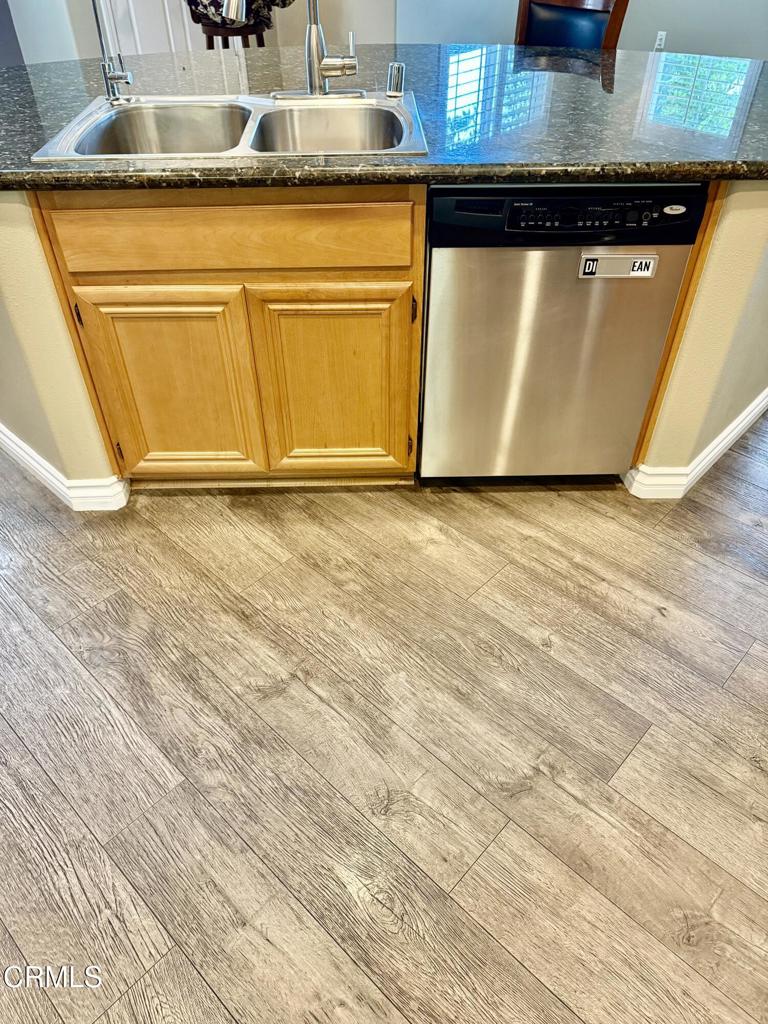 MLS #V1-33442 image #10