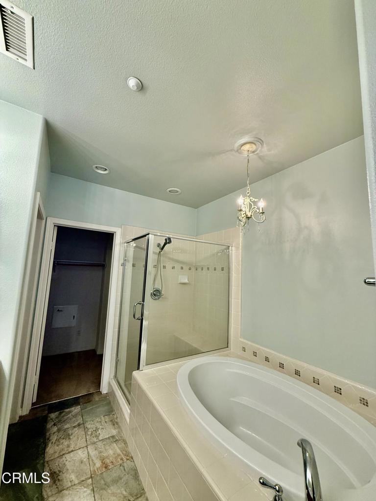 MLS #V1-33442 image #28