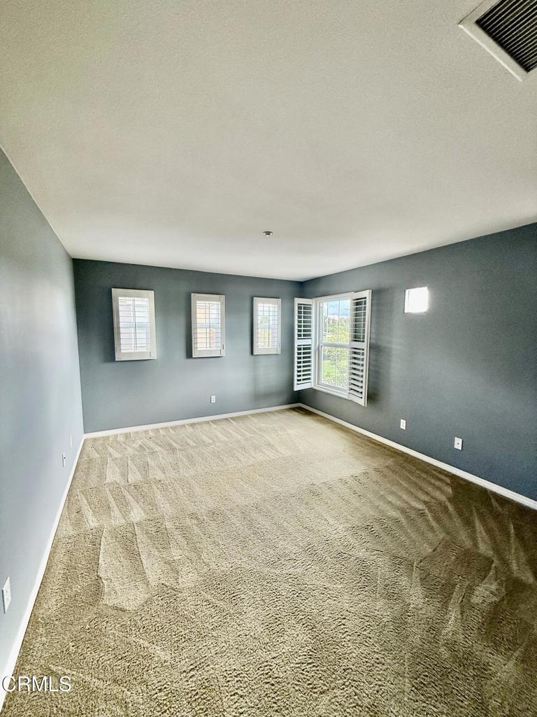 MLS #V1-33442 image #31