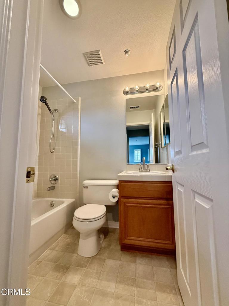 MLS #V1-33442 image #35