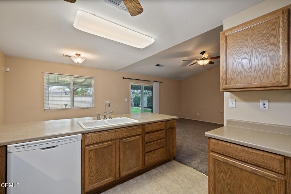 MLS #V1-33444 image #18