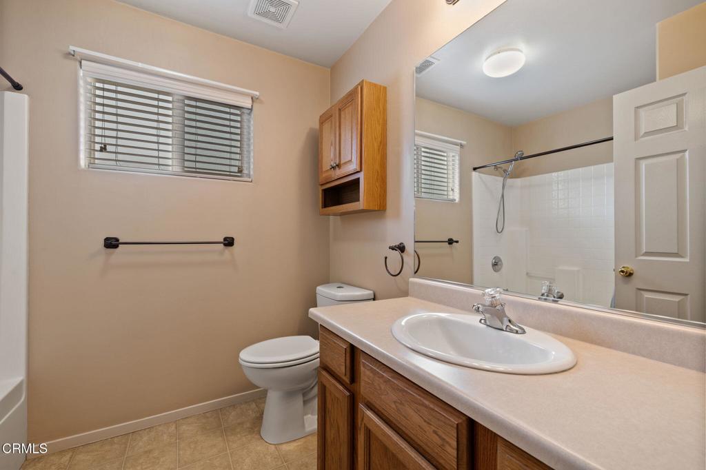 MLS #V1-33444 image #32