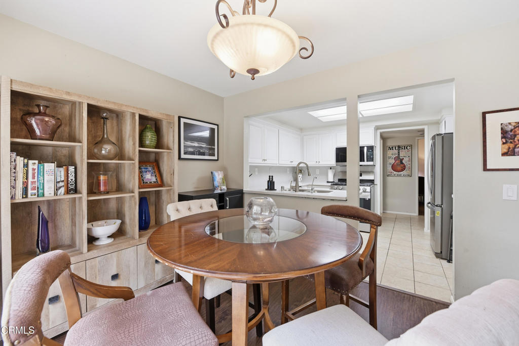 MLS #V1-33450 image #6