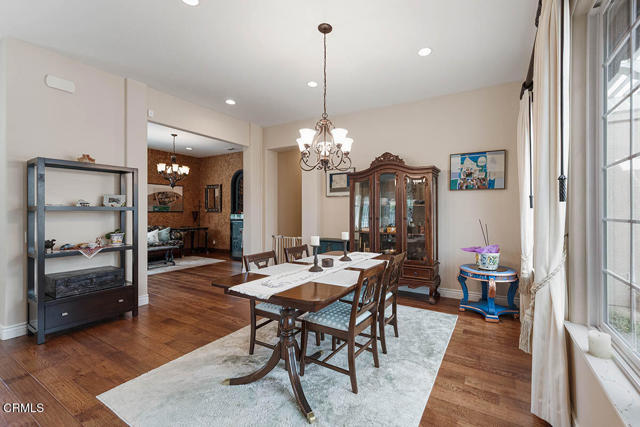 MLS #V1-33451 image #25