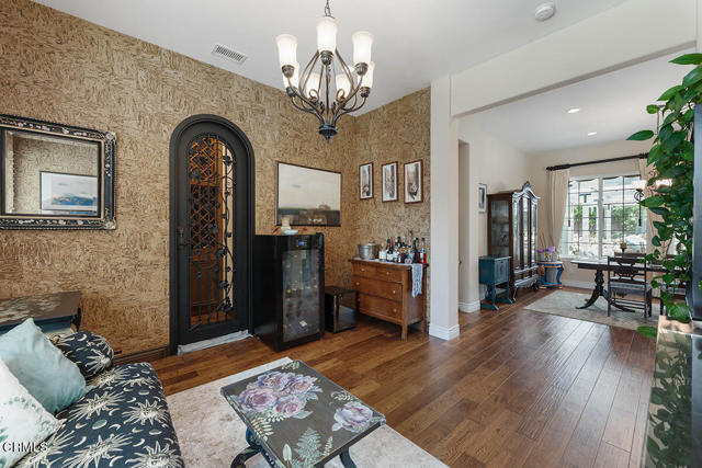 MLS #V1-33451 image #27