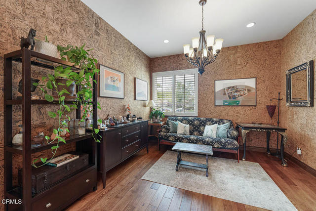 MLS #V1-33451 image #6