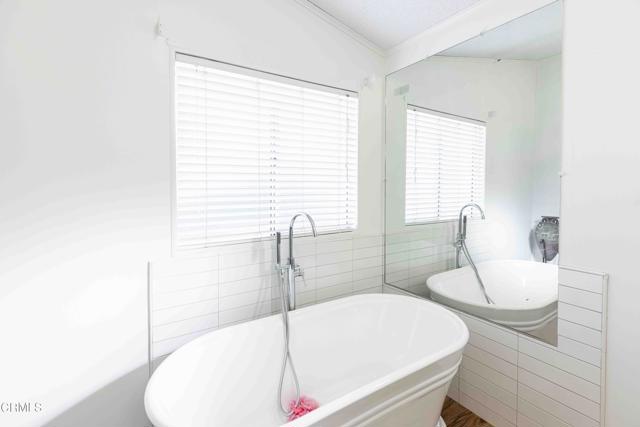 MLS #V1-33455 image #25