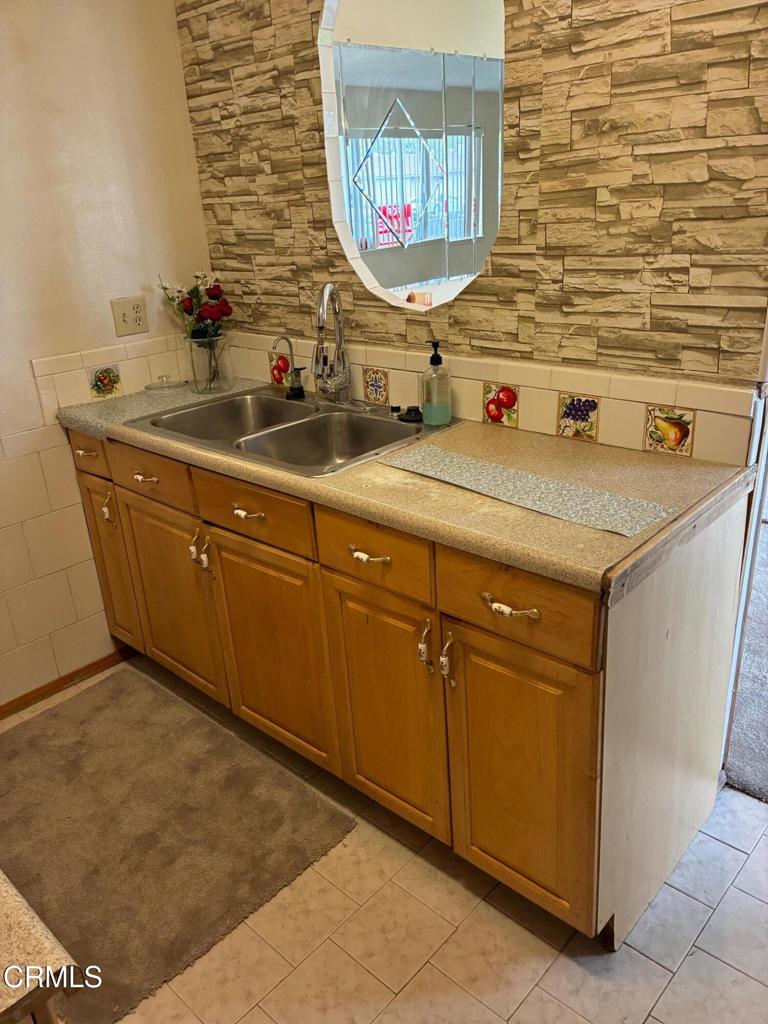 MLS #V1-33458 image #4