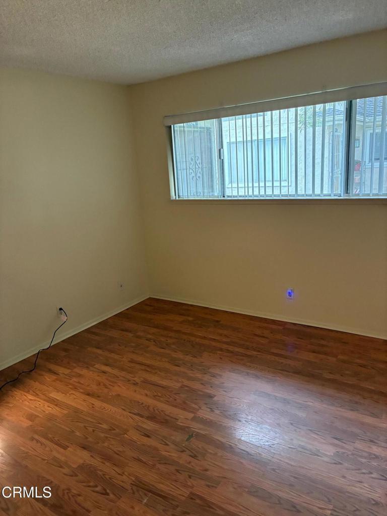 MLS #V1-33458 image #9