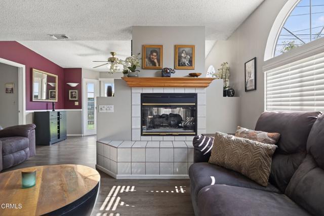 MLS #V1-33463 image #10