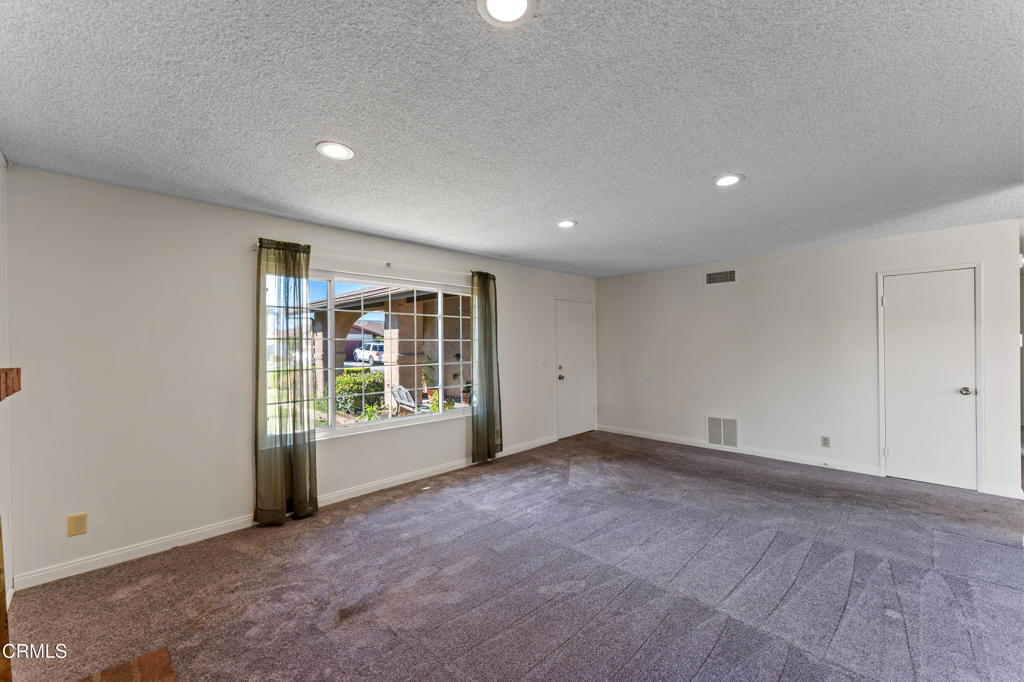 MLS #V1-33467 image #12