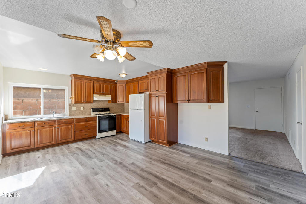 MLS #V1-33467 image #15