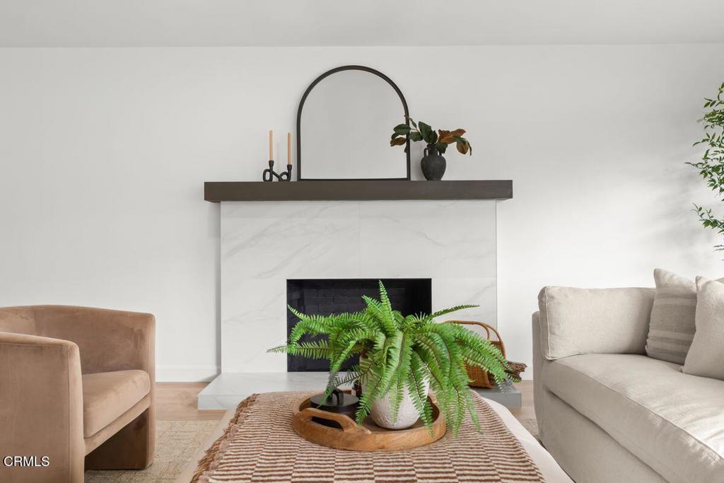 MLS #V1-33470 image #11